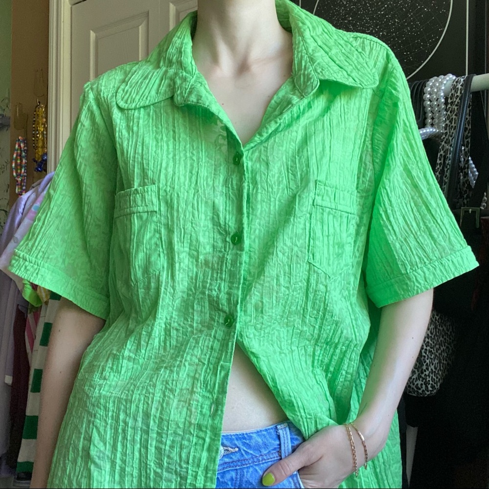 ✨ SOLD✨ green neon top